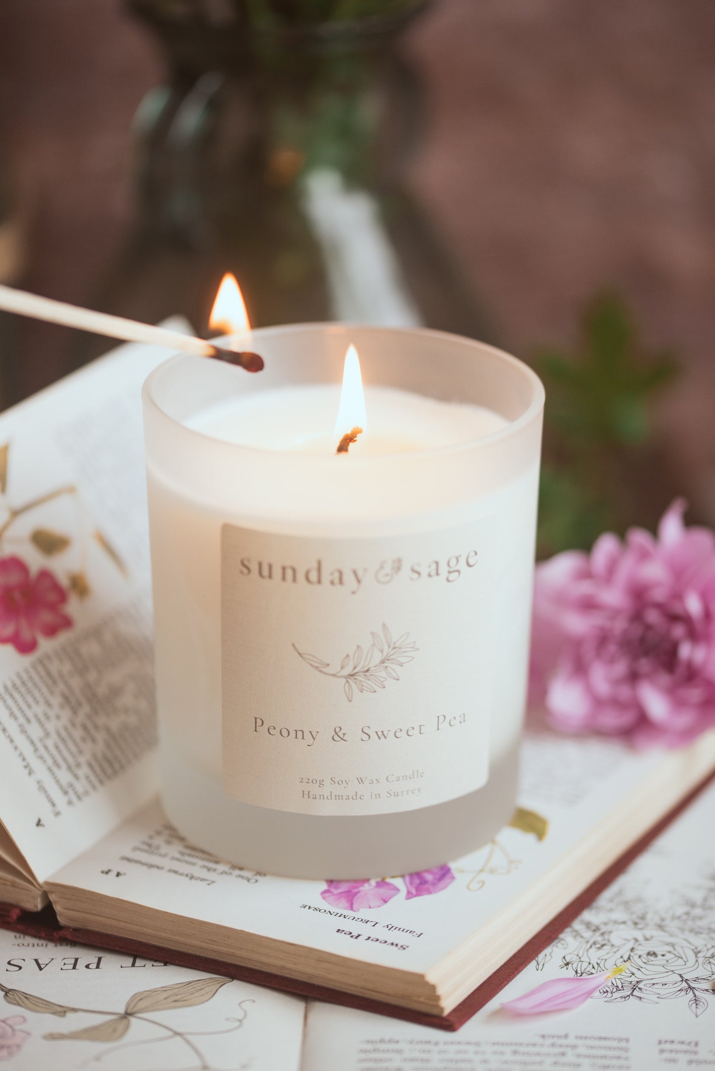 Peony & Sweet Pea Scented Soy Candle