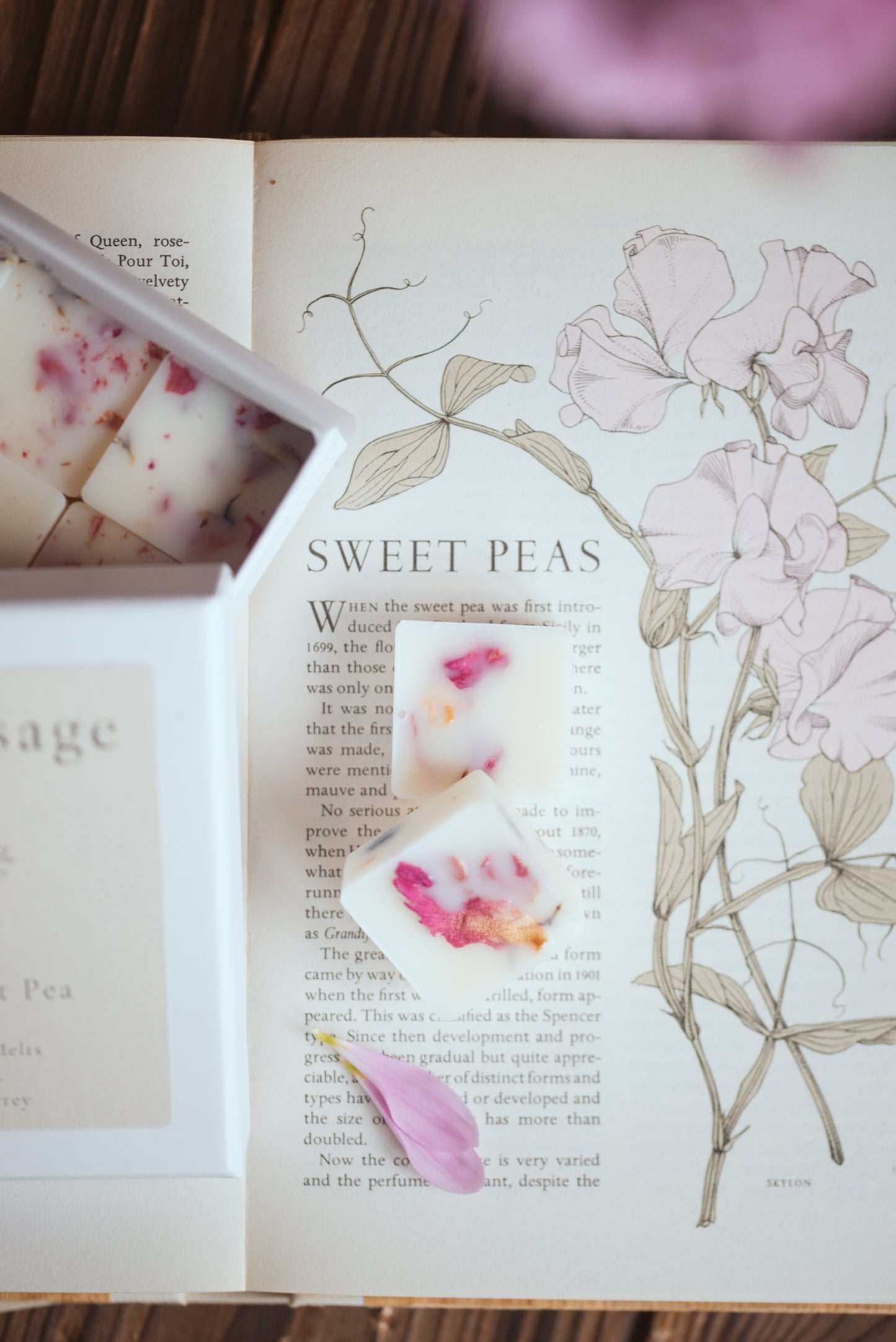 Peony & Sweet Pea Scented Soy Wax Melts
