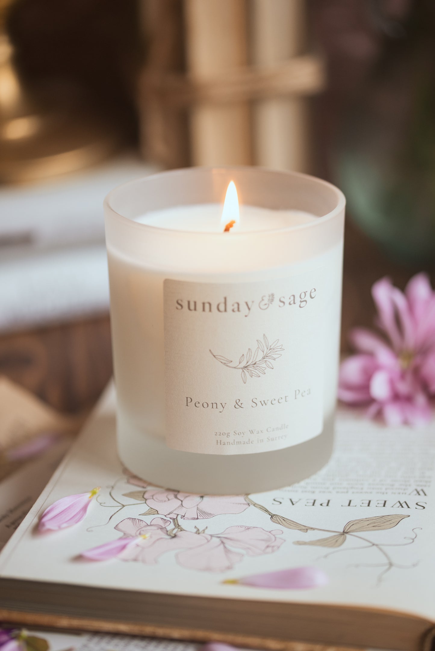 Peony & Sweet Pea Scented Soy Candle