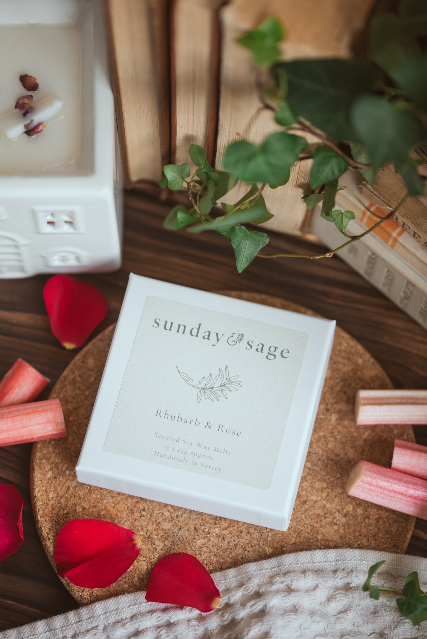 Rhubarb & Rose Scented Soy Wax Melts