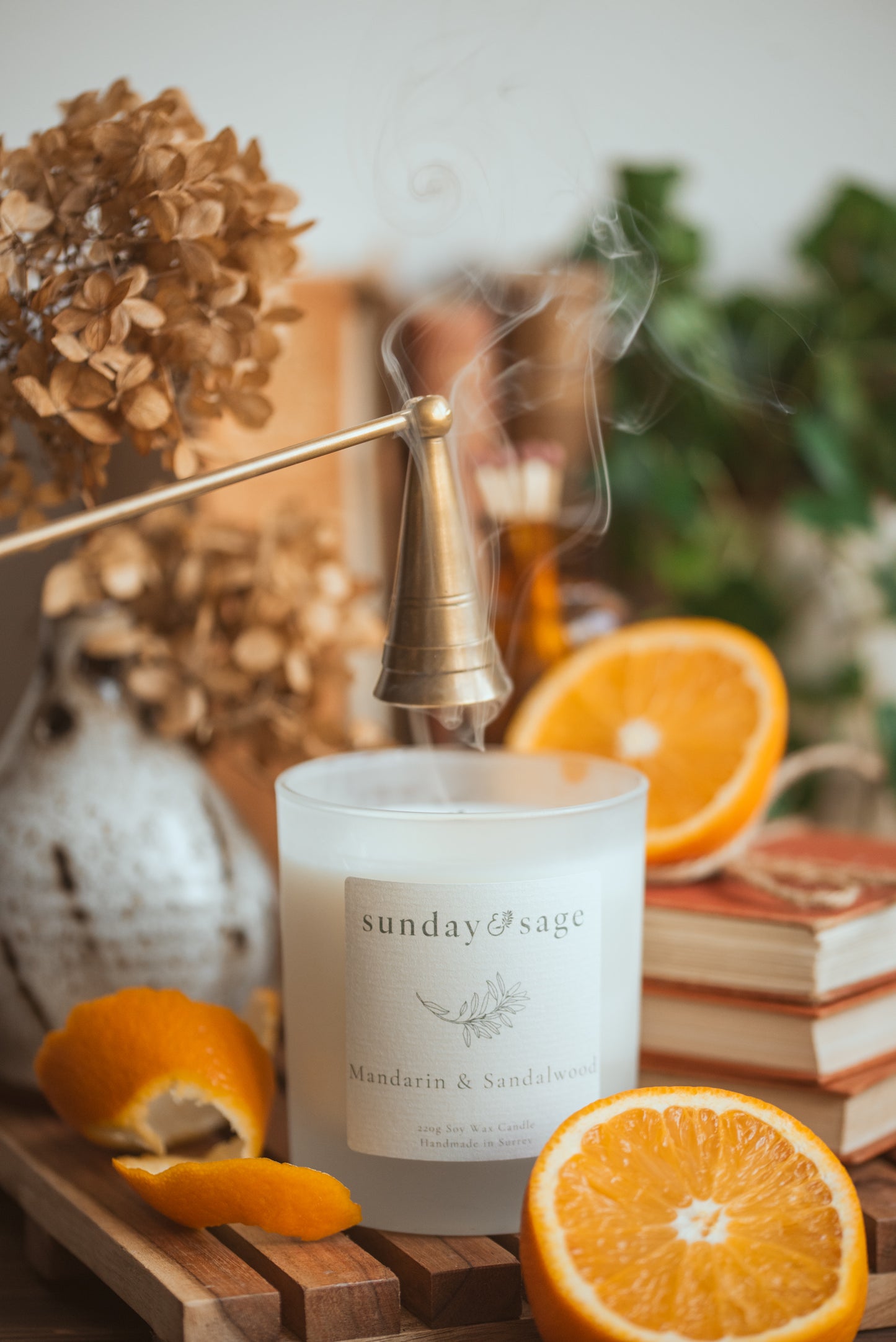 Mandarin & Sandalwood Scented Soy Candle